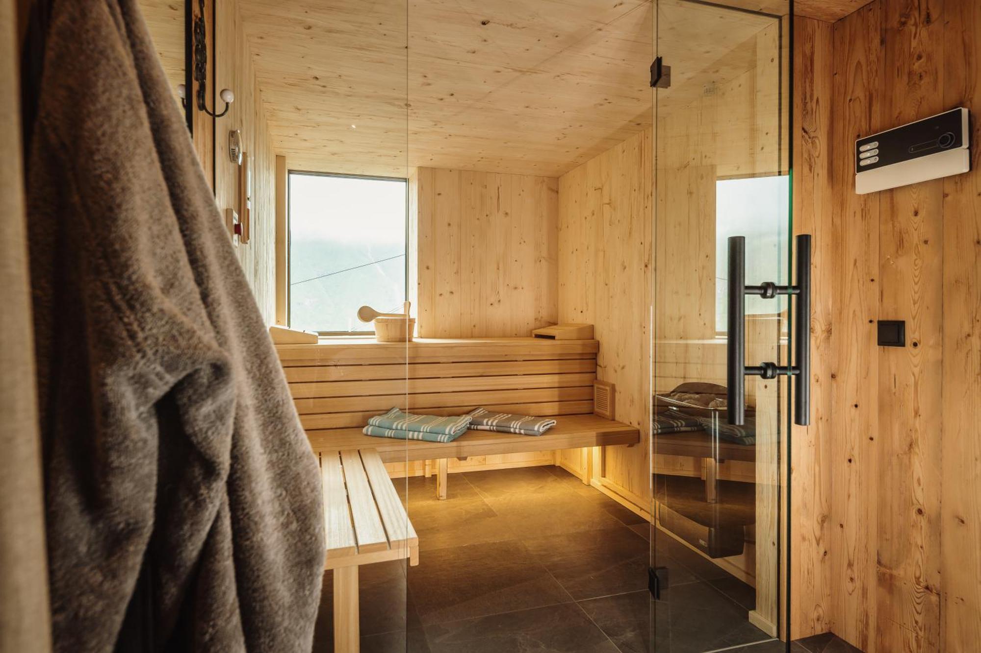 Fuerthermoar Hideaways Kaprun Bagian luar foto
